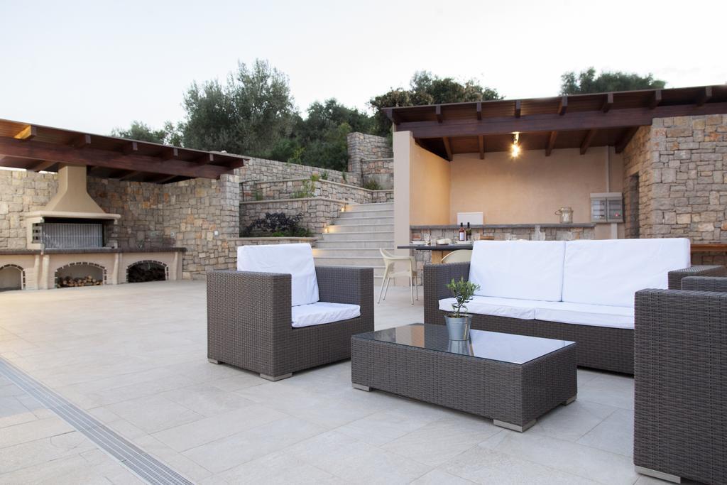 Alivia Lefkas Luxury Villas Apolpaina Eksteriør bilde