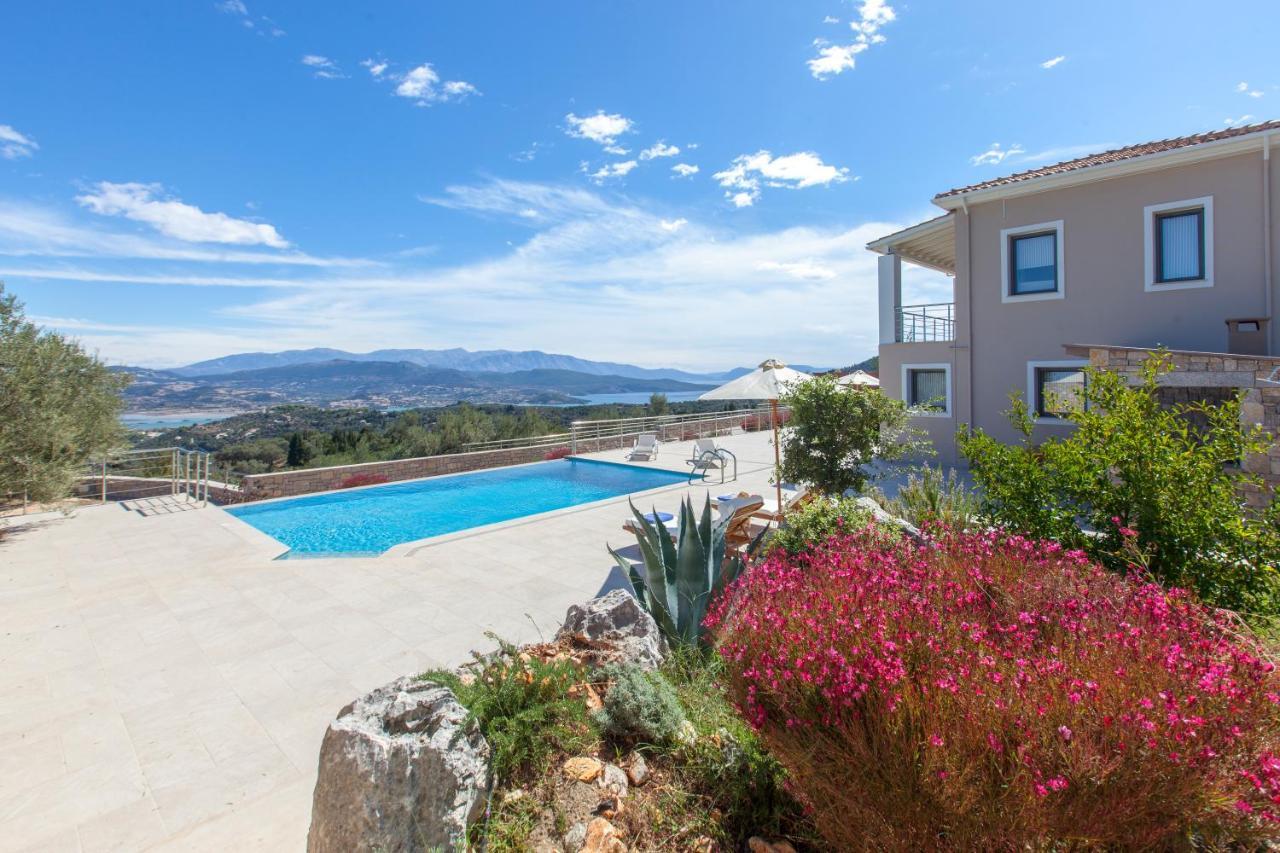 Alivia Lefkas Luxury Villas Apolpaina Eksteriør bilde
